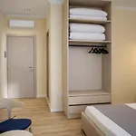 Okej Otel Golem (Tirana)