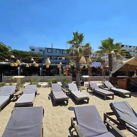 Hotell Okej Golem (Tirana)